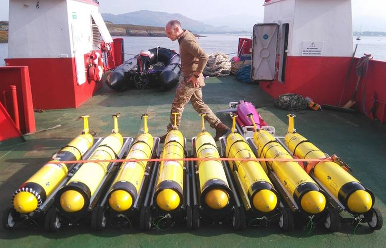 Submarine gliders on the launch vessel at SAMS prior to deployment (Photo: NOC)