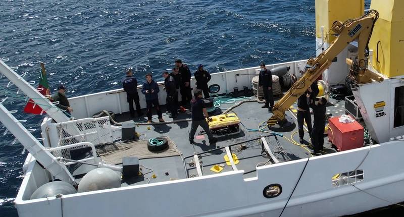 Teams from the Portuguese Hydrographic Institute and EQS undertook several exercises involving the Falcon, including basic navigation, object collection, integration of sonar systems and exercises with a USBL positioning system.  Photo courtesy Saab Seaeye