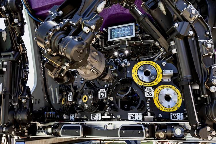 TechnipFMC’s new Gemini ROV is already working in the US Gulf of Mexico for Shell. It comes with new manipulator interfaces and an onboard tool carousel. Images from TechnipFMC.  