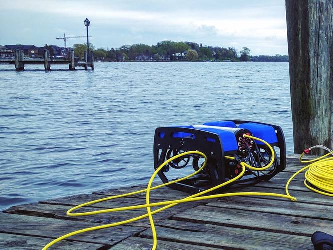 Beta tester BlueROV2 at Lake Minnetonka (Photo: Blue Robotics)