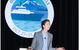 Lisa Vollbrecht inspiring us with her plenary talk on technology in the aquaculture business. (Photo courtesy of Rick A. Smith) 